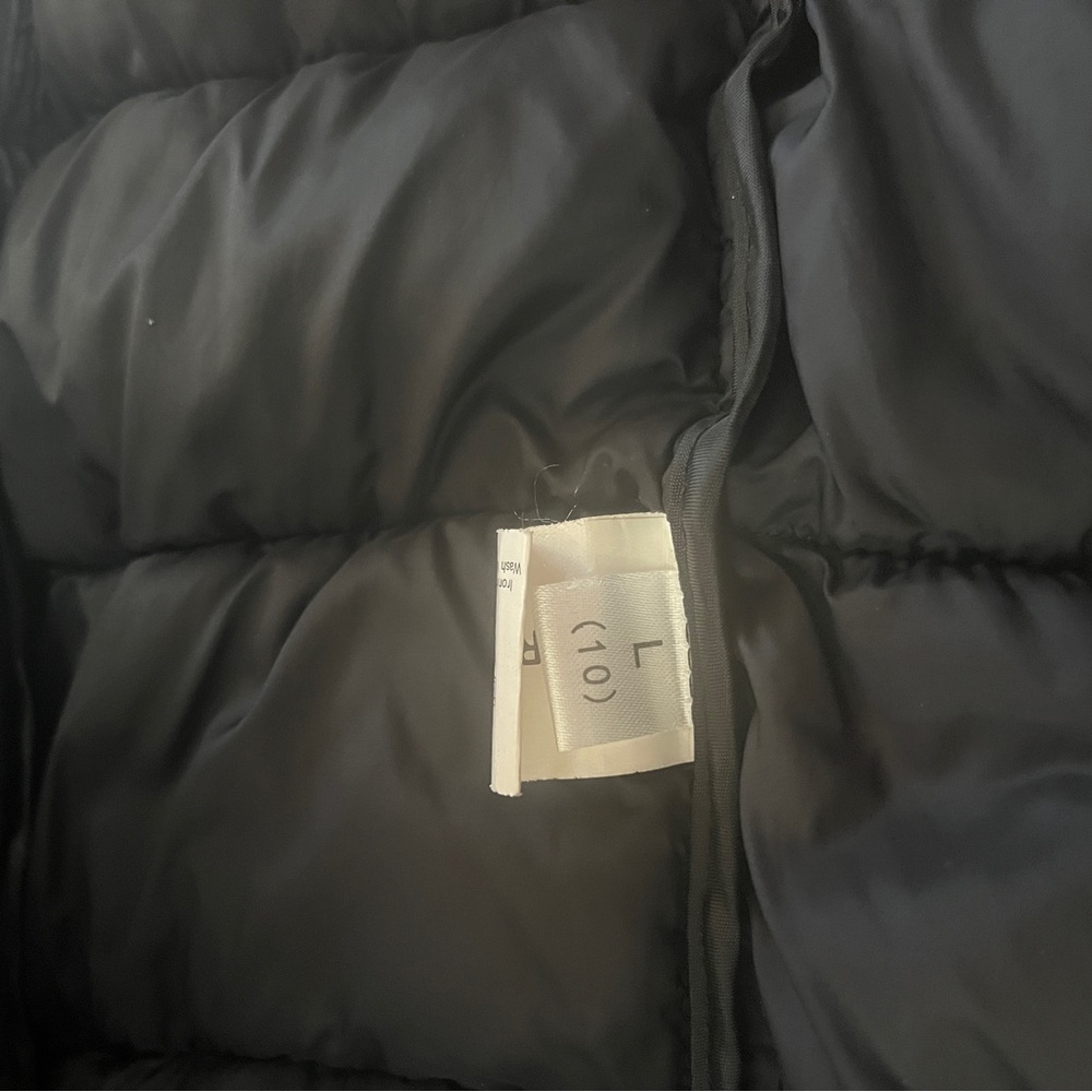 Amazon Essentials Packable Puffer Jacket - Picture 3 of 4